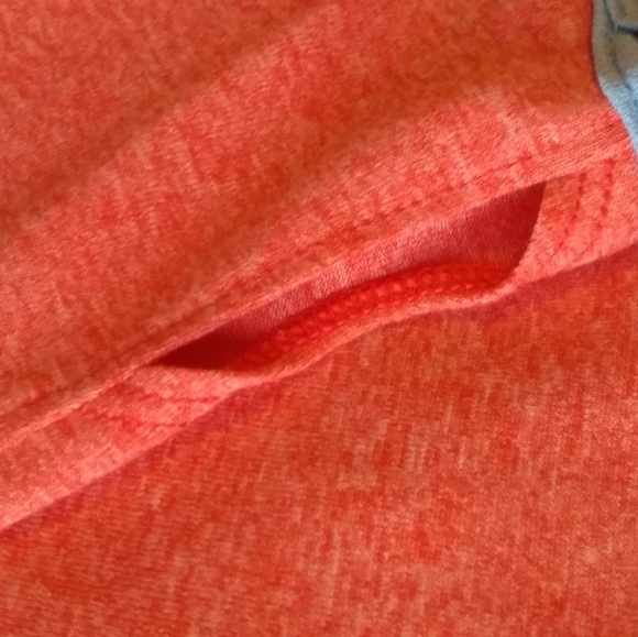 The North face long sleeves hoodie - Picture 5 of 7